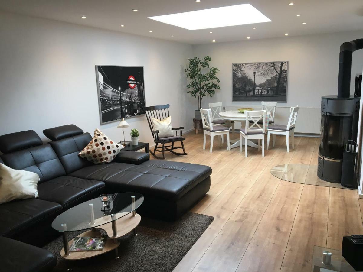 Ferienwohnung Tulpenweg Mit Kaminofen Haiger Esterno foto